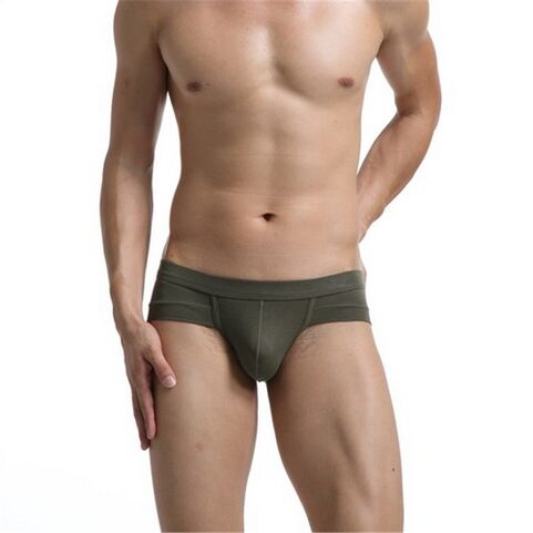 guwapong lalaki na katawan ng tao